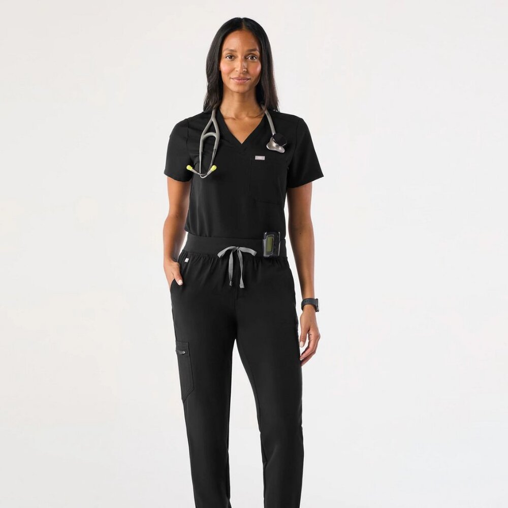 Figs Womens Scrub Set Large/Large Petite - Color Black